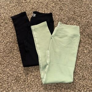 Stylish Women's High Waist Ribbed Yoga Leggings - Black and Light Green